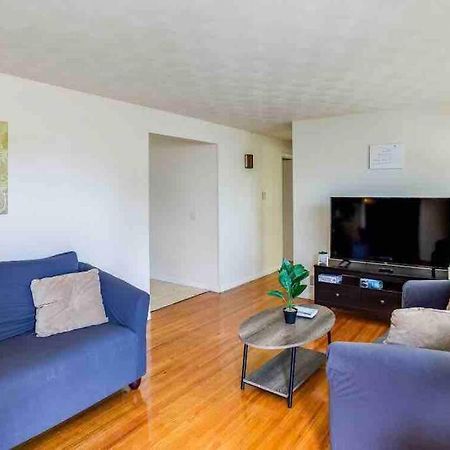 Villa {Hot Tub In Ranch} Mins To Airport/Uofr/Strng/Dwtn Rochester Exterior foto