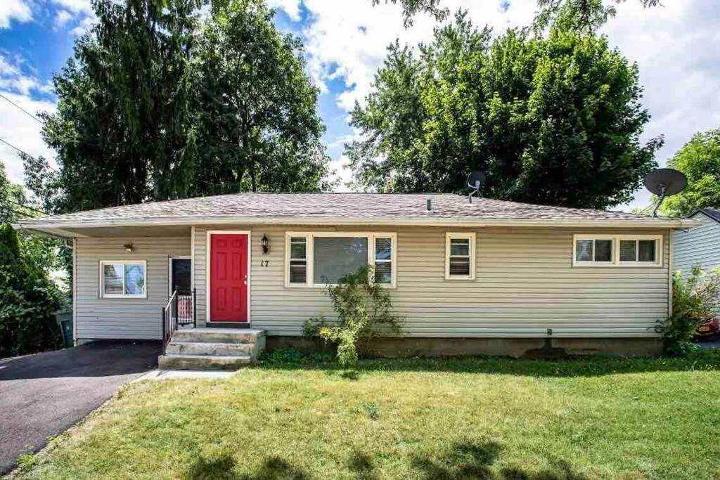 Villa {Hot Tub In Ranch} Mins To Airport/Uofr/Strng/Dwtn Rochester Exterior foto